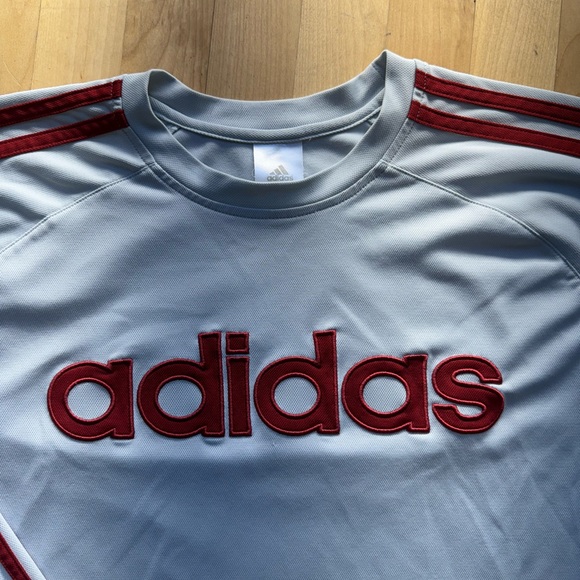 Vintage Adidas Mens Thrashed Spell Out
Center Logo Long Sleeve T-Shirt - Picture 4 of 4